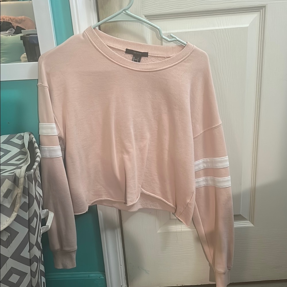 Forever 21 Pink Cropped Sweatshirt